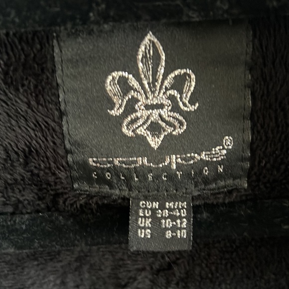 Closet Clearance Cozy zip fleece sweater. - Picture 5 of 6